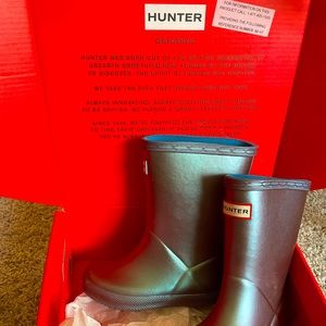 Cute hunter toddler boots
